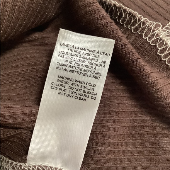 Garage exposed seam ribbed cropped t-shirt - Picture 9 of 9